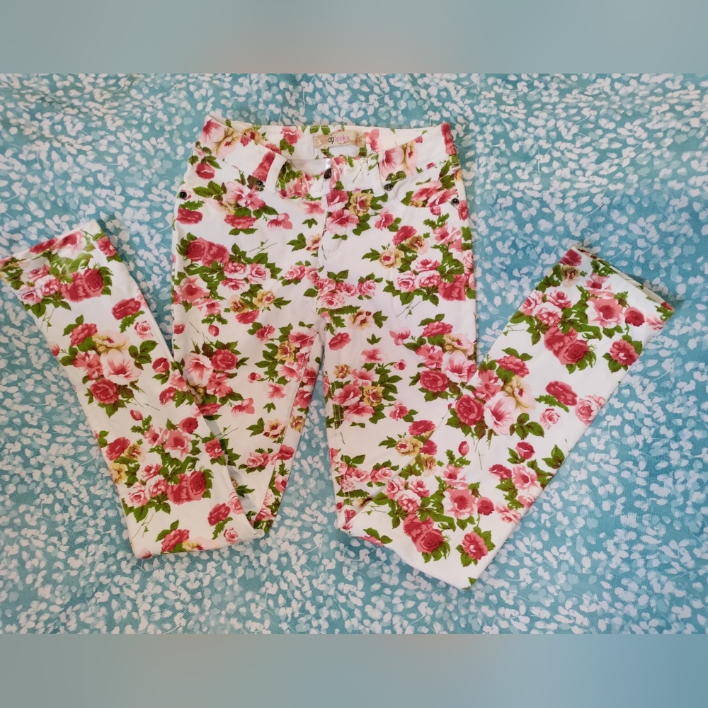 Pop Looks Rose print knit skinny jeans